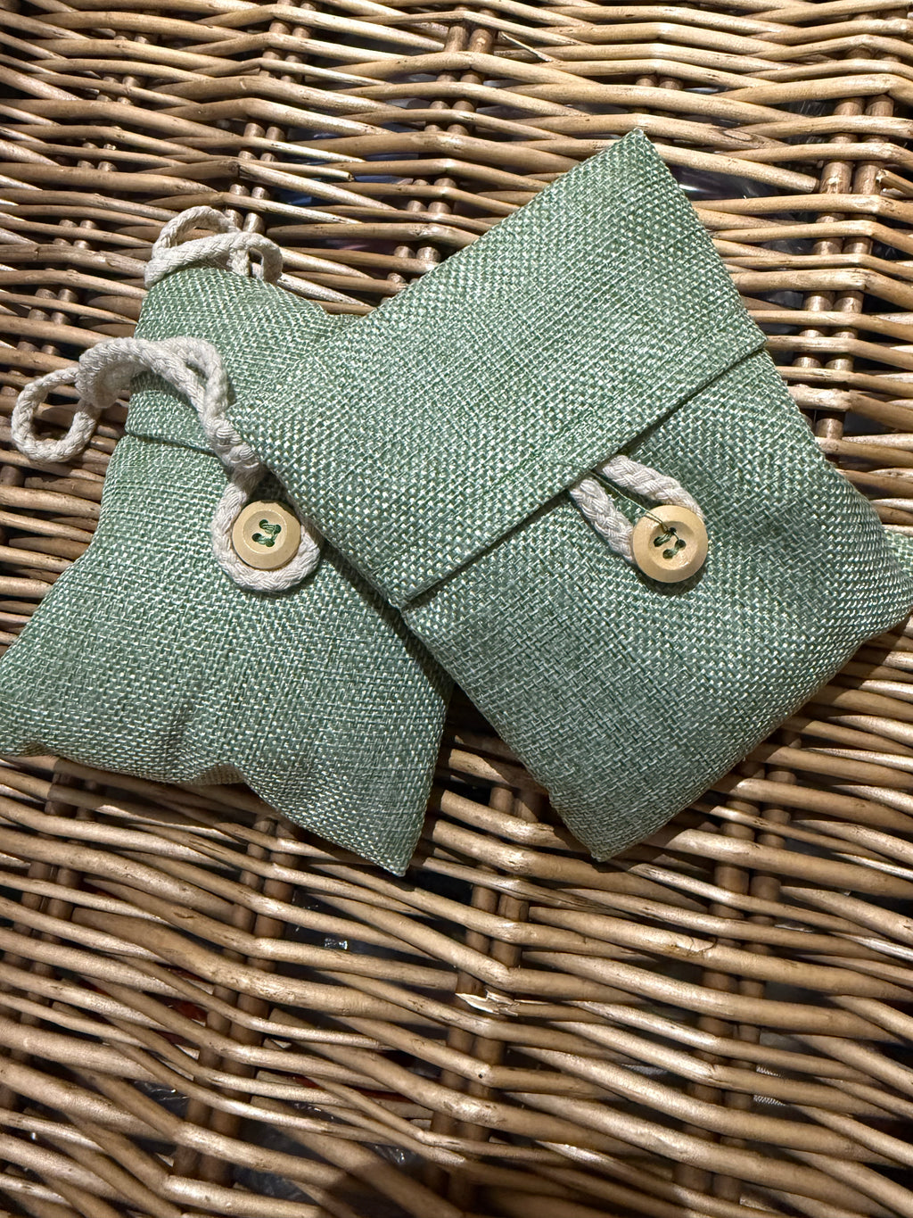 Diani Dance pointe shoe airers